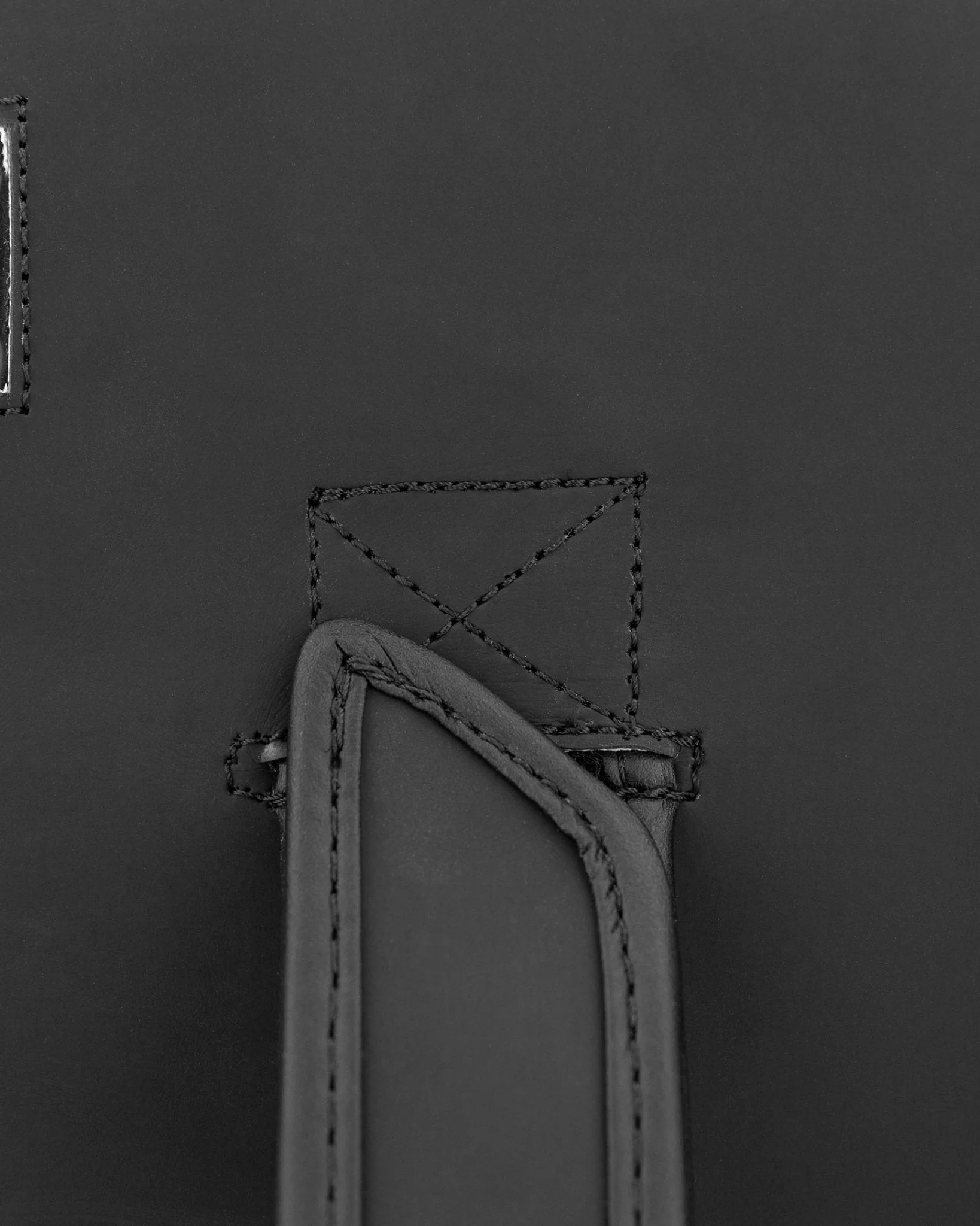 Creed Tombstone Shield - Image 9