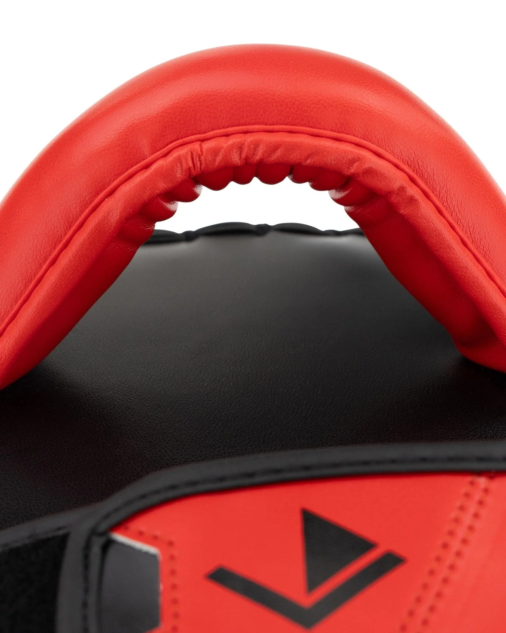 Drive Curved Muay Thai Pad Pair - Image 4